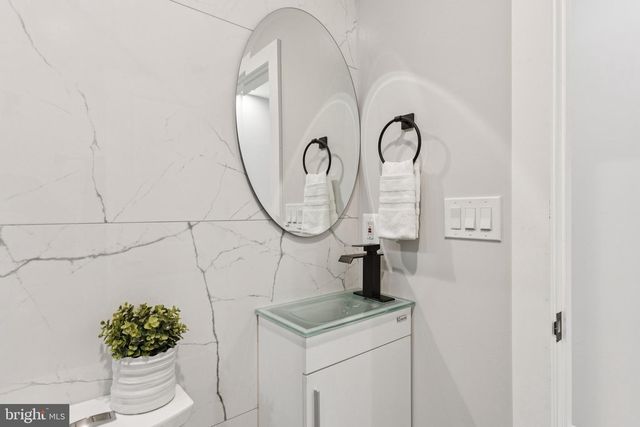 2108 4TH ST NE #A, Washington, DC 20002