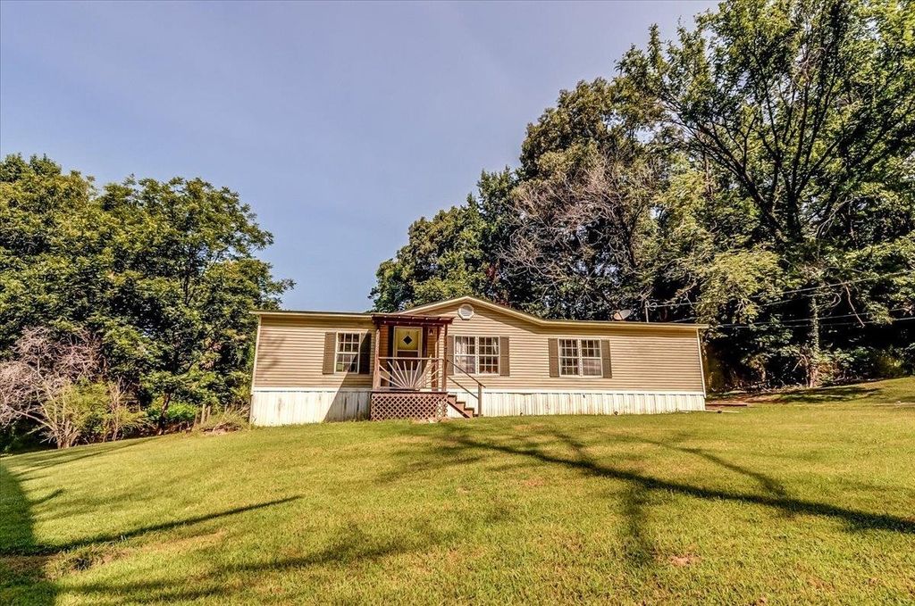 1123 WALNUT RD, Munford, TN 38058