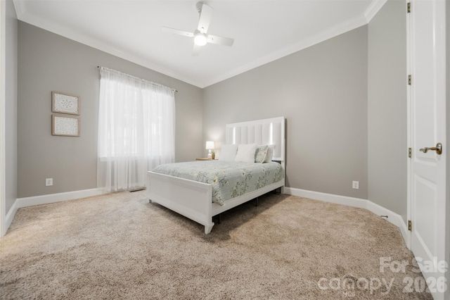 3745 Pinecrest Drive NE, Hickory, NC 28601
