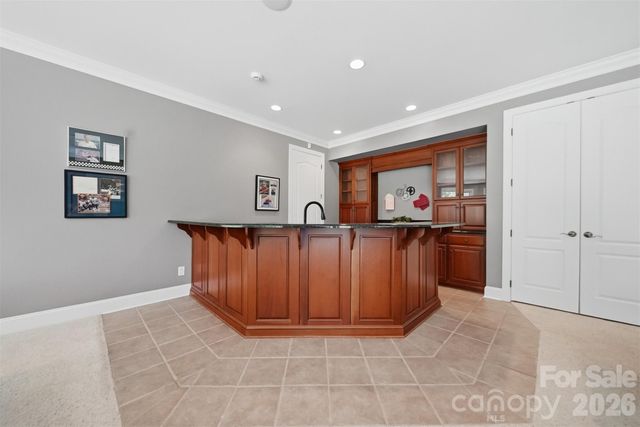 3745 Pinecrest Drive NE, Hickory, NC 28601