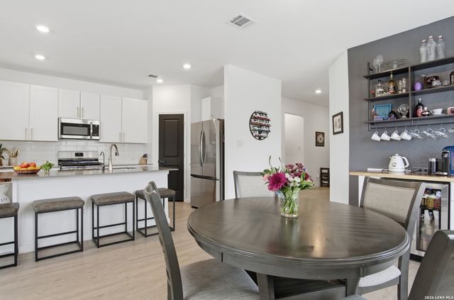 13007 sage turn, St Hedwig, TX 78152