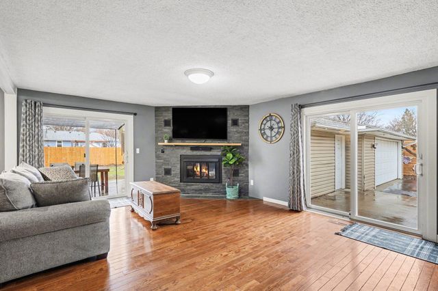 9516 Park Avenue S, Bloomington, MN 55420