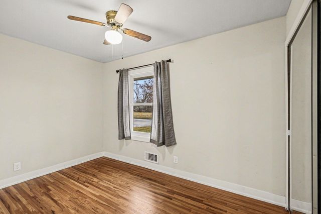 9516 Park Avenue S, Bloomington, MN 55420