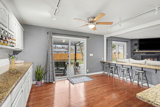 9516 Park Avenue S, Bloomington, MN 55420