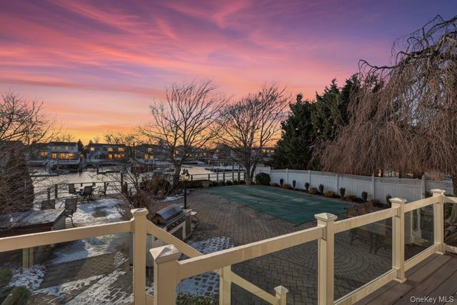 2988 Lee Place, Bellmore, NY 11710