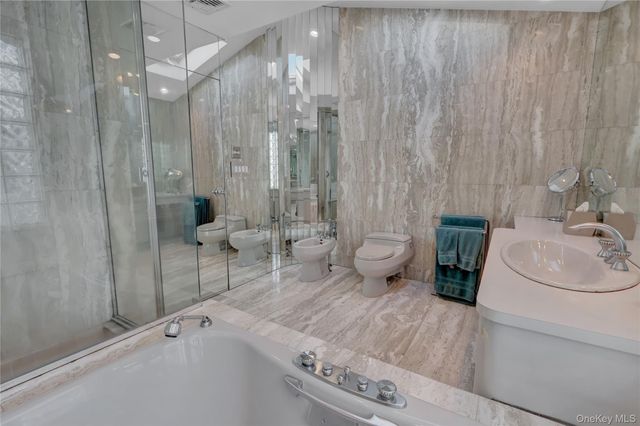 2988 Lee Place, Bellmore, NY 11710