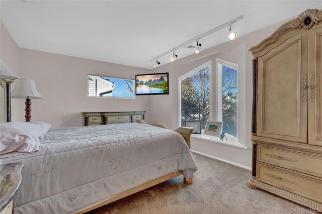 2988 Lee Place, Bellmore, NY 11710