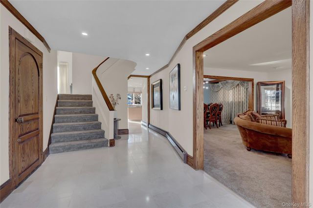 2988 Lee Place, Bellmore, NY 11710