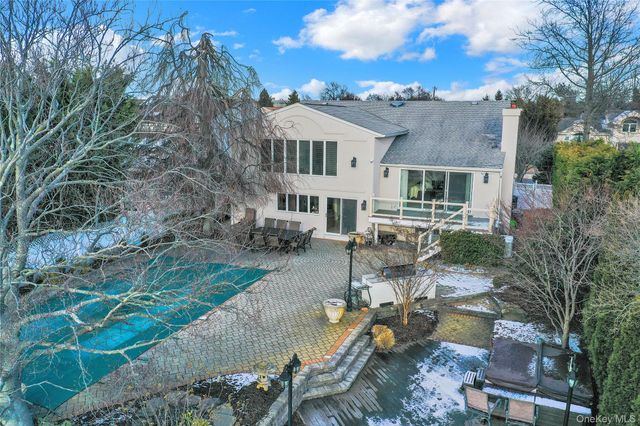 2988 Lee Place, Bellmore, NY 11710