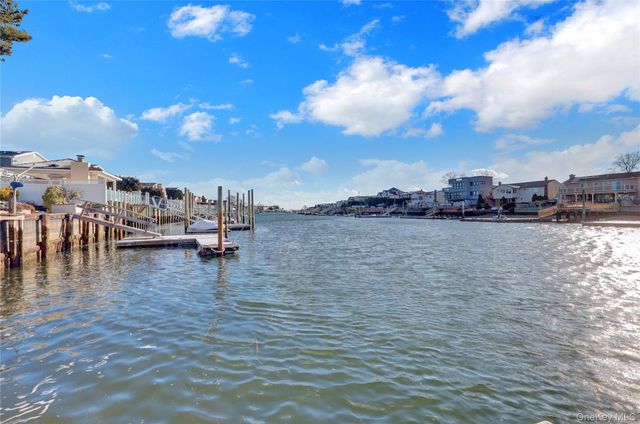 2988 Lee Place, Bellmore, NY 11710