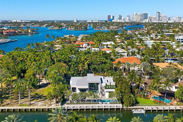 816 Riviera Isle Drive, Fort Lauderdale, FL 33301