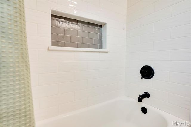 1830 Oconnell Avenue, St Louis, MO 63114