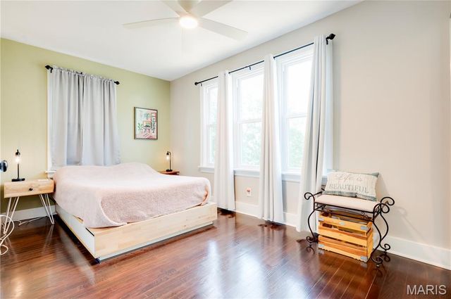 1830 Oconnell Avenue, St Louis, MO 63114