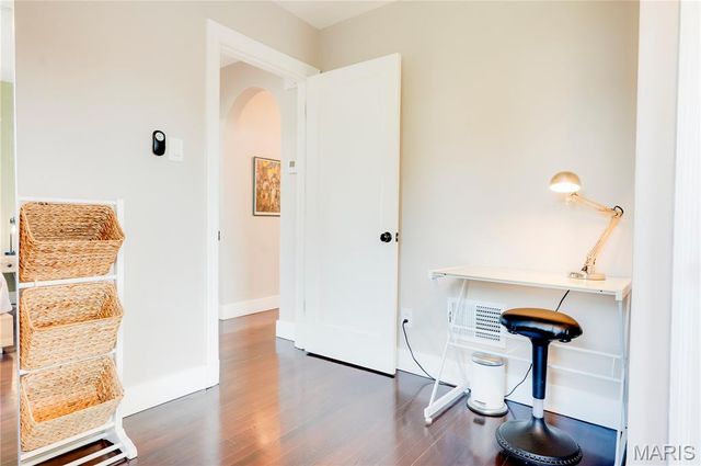 1830 Oconnell Avenue, St Louis, MO 63114
