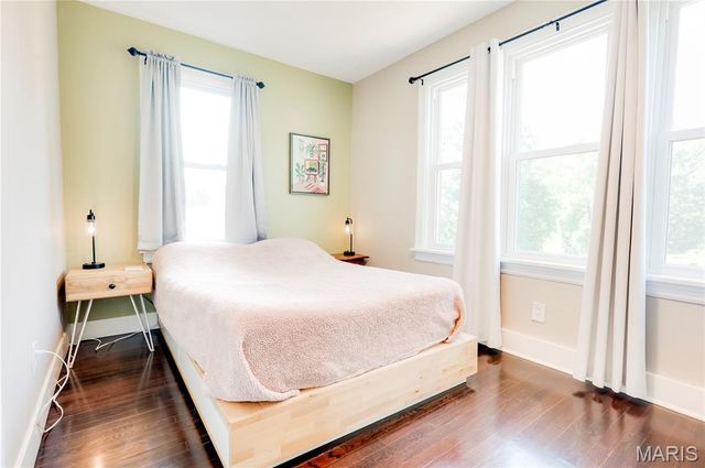 1830 Oconnell Avenue, St Louis, MO 63114