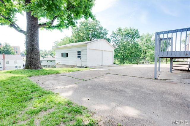 1830 Oconnell Avenue, St Louis, MO 63114