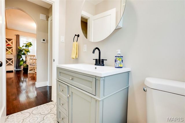 1830 Oconnell Avenue, St Louis, MO 63114