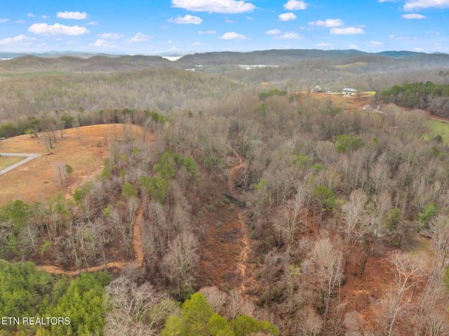 131 Cates Rd, Rockwood, TN 37854