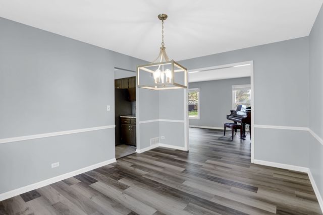 939 Honey Lane, Crete, IL 60417
