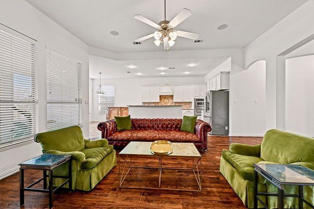 3605 Meadow Bluff Lane, Sachse, TX 75048