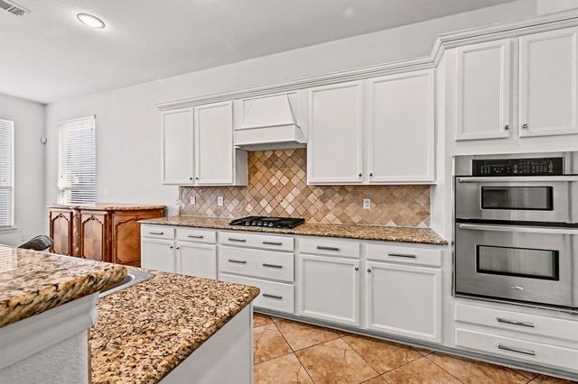 3605 Meadow Bluff Lane, Sachse, TX 75048