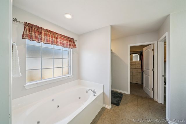 2016 Graham Avenue, Pryor, OK 74361