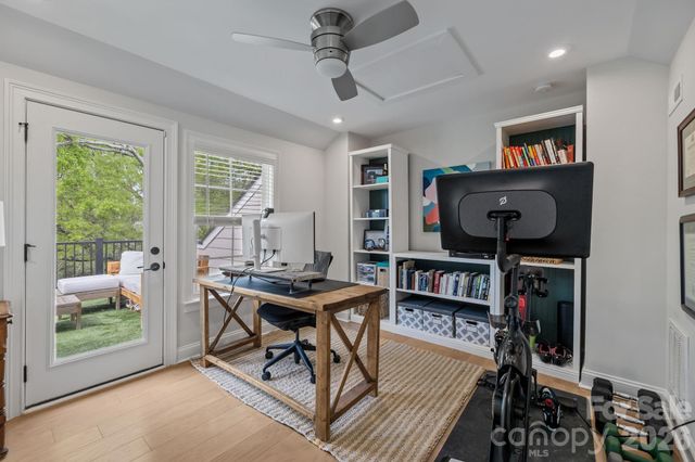 316 N Dotger Avenue, Charlotte, NC 28204