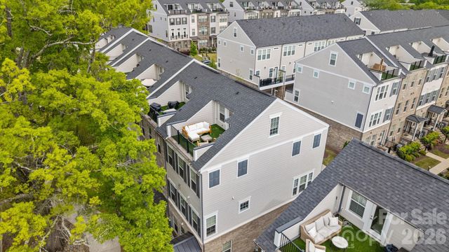 316 N Dotger Avenue, Charlotte, NC 28204