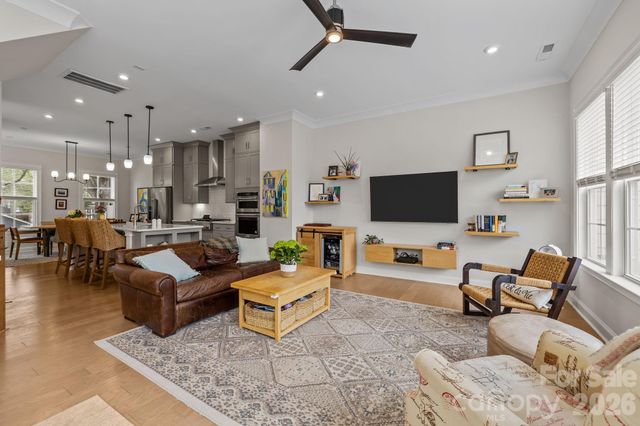 316 N Dotger Avenue, Charlotte, NC 28204