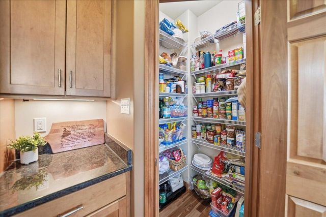 1153 Vale Park Road, Valparaiso, IN 46385