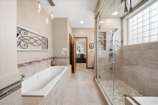 1153 Vale Park Road, Valparaiso, IN 46385