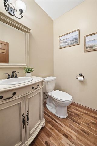 1153 Vale Park Road, Valparaiso, IN 46385