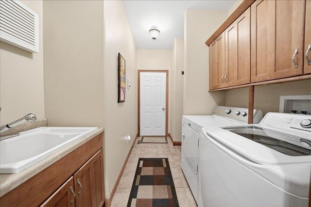 1153 Vale Park Road, Valparaiso, IN 46385