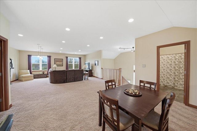 1153 Vale Park Road, Valparaiso, IN 46385