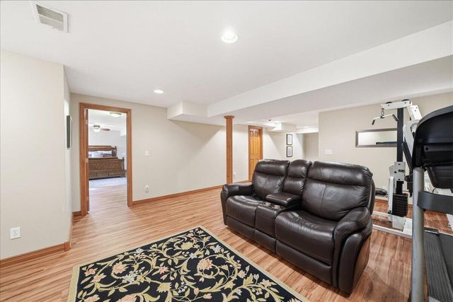 1153 Vale Park Road, Valparaiso, IN 46385