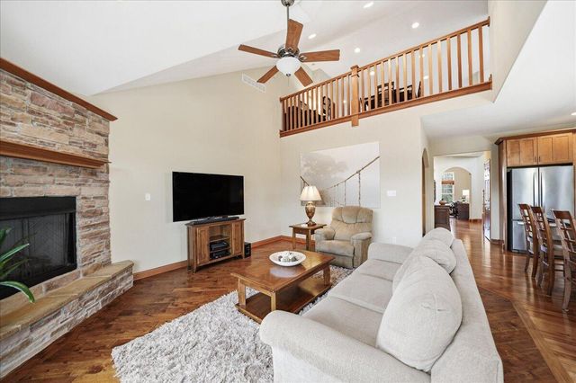 1153 Vale Park Road, Valparaiso, IN 46385