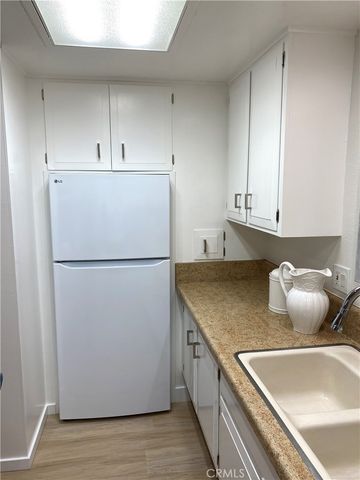 13581 Medinac Ln M5-71E, Seal Beach, CA 90740