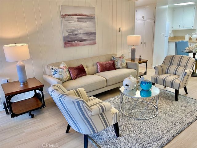 13581 Medinac Ln M5-71E, Seal Beach, CA 90740