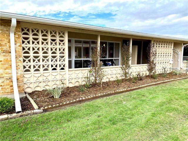 13581 Medinac Ln M5-71E, Seal Beach, CA 90740