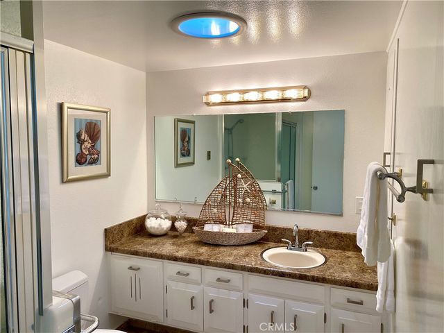 13581 Medinac Ln M5-71E, Seal Beach, CA 90740