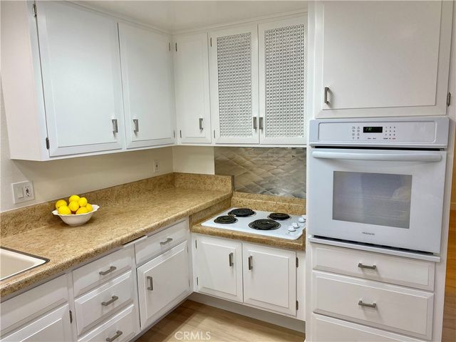 13581 Medinac Ln M5-71E, Seal Beach, CA 90740