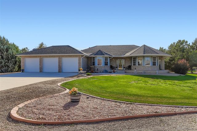 204 Grand View Circle, Mead, CO 80542