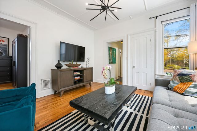 6 Jefferson Street, New Haven, CT 06511