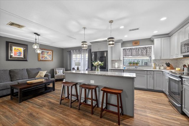 8021 CEDAR RUN DRIVE, Port Richey, FL 34668