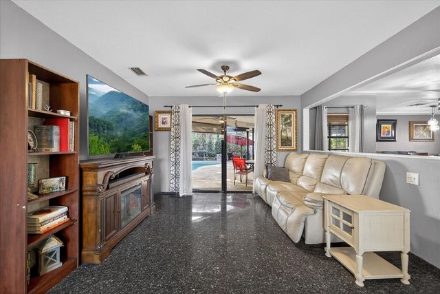 8021 CEDAR RUN DRIVE, Port Richey, FL 34668