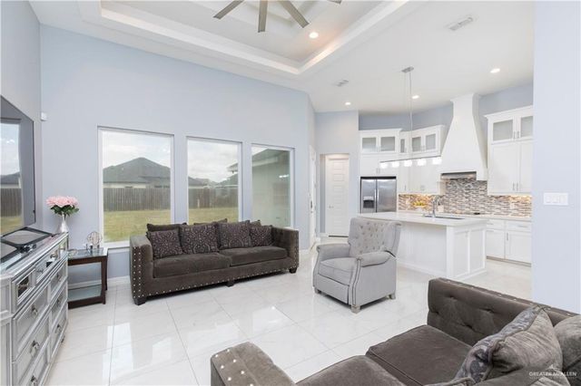 6002 N Dodger Street, Pharr, TX 78577