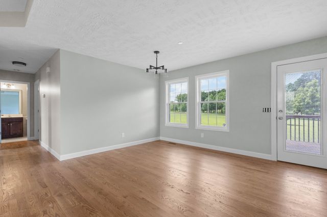 1020 LOGANVIEW WAY, Springfield, TN 37172