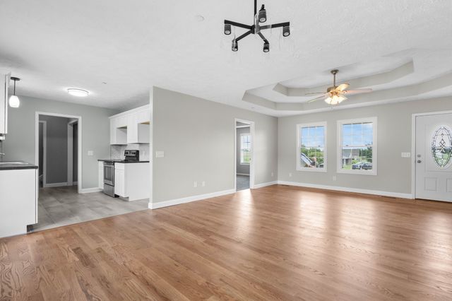 1020 LOGANVIEW WAY, Springfield, TN 37172
