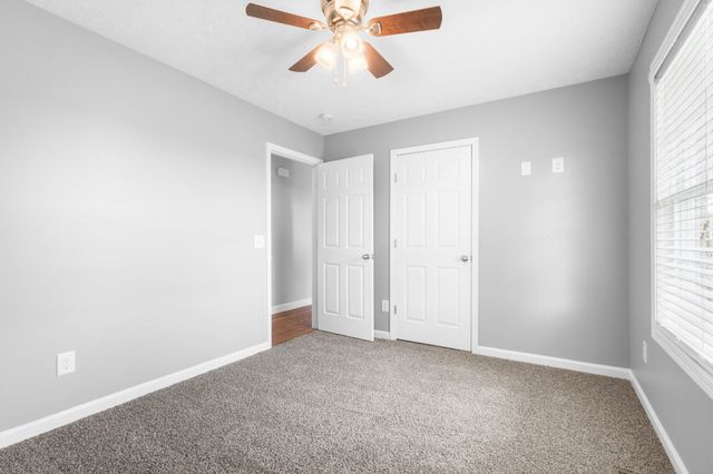 1020 LOGANVIEW WAY, Springfield, TN 37172