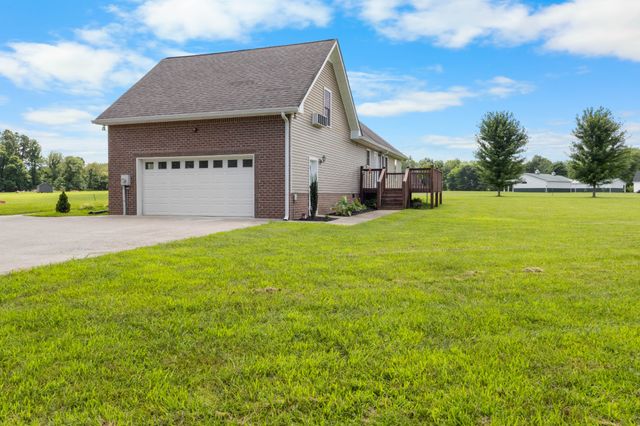 1020 LOGANVIEW WAY, Springfield, TN 37172